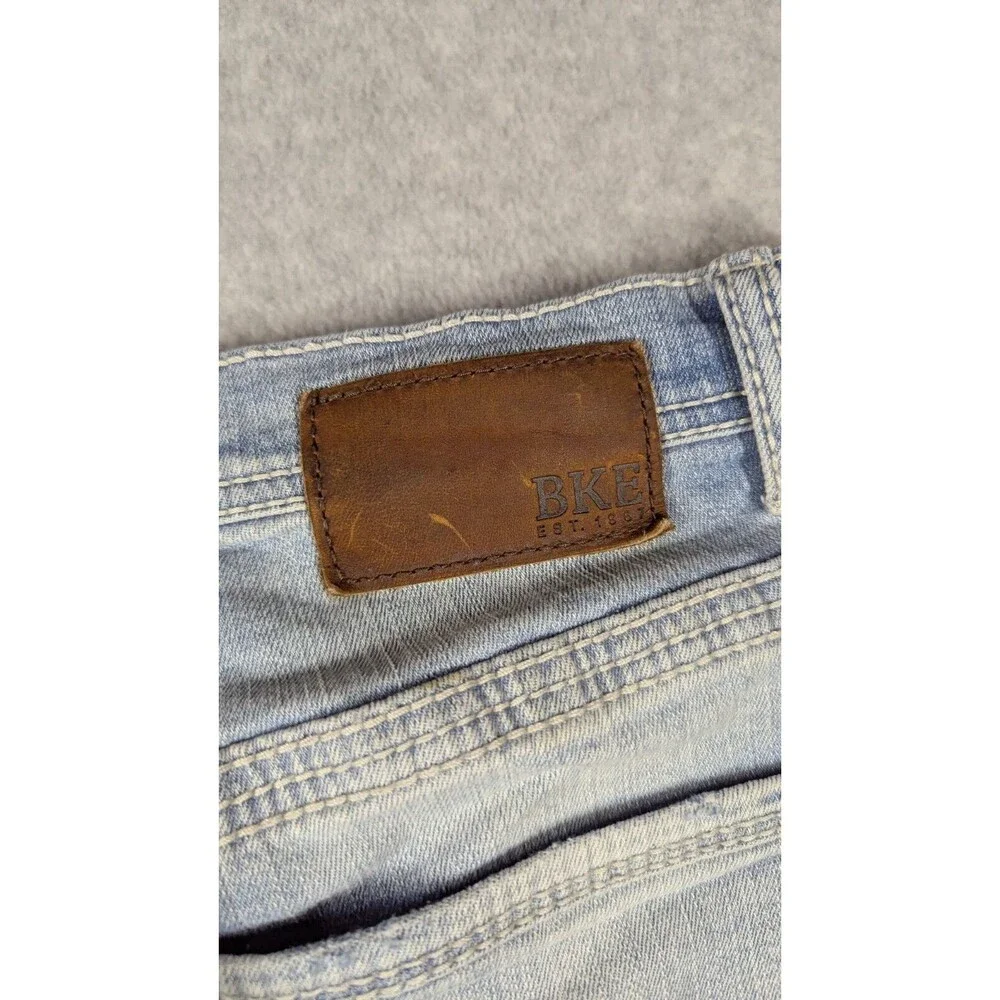 BKE Men Jeans 36x29 Tyler Straight Whiskering Light Wash Cotton Zip‎ Fly